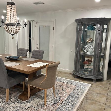 גאלפורט 4/3 Home Centrally Located, Beach, Casino, Airport, Dining, Golfing, Shopping, Entertainment מראה חיצוני תמונה